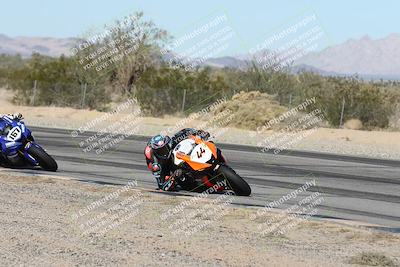 media/Dec-07-2025-CVMA (Sun) [[3e7d2de5dc]]/Race 4-Supersport Middleweight/